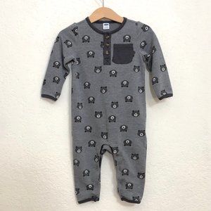 Old Navy Cute Bear onesie